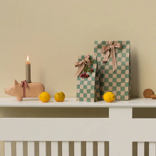 Maileg Kerzenhalter "Schwein" mit Schleife Holz Medium Rosa - Wohnen auf dem Land