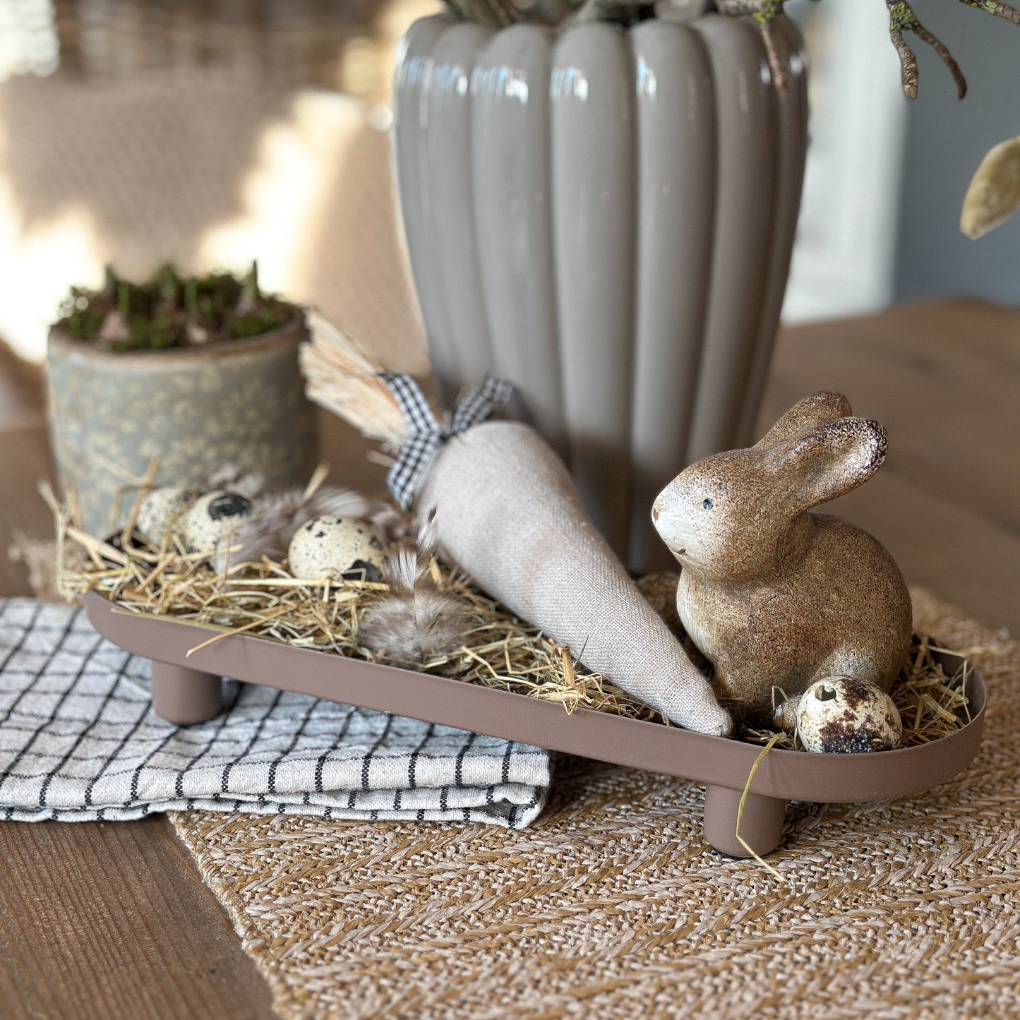 Oval brown metal tray "Manon" by Boltze, 28cm, featuring a smooth surface and elegant design for decorative use.