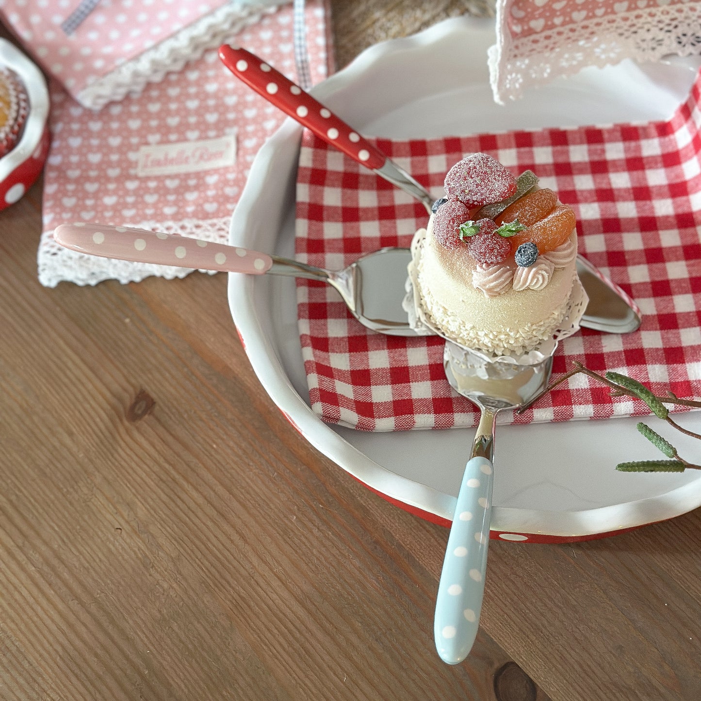 Tortenheber "Polka Dots" Edelstahl 25cm 3 Farben - Wohnen auf dem Land