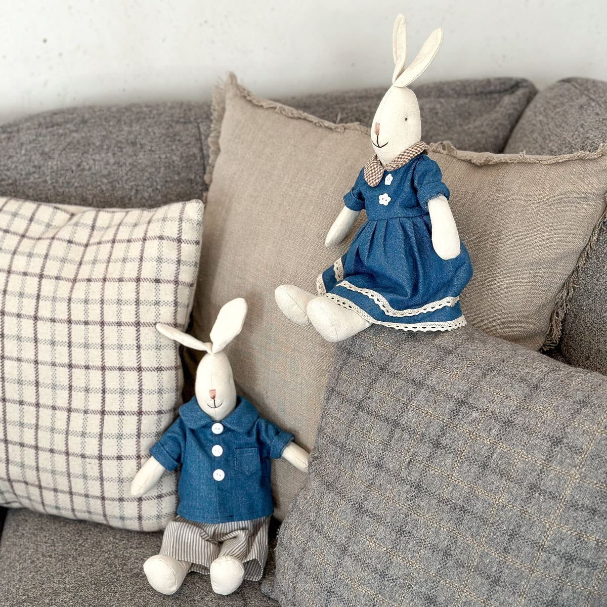 Rex London Stofftier Mädchen Hase "Bella the Bunny" 40cm als süße Dekofigur, weich und kuschelig, mit rosa Ohren und freundlichem Gesicht
