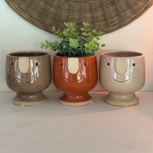 Pflanzpot Kübel "Mr. Mojo" mit Gesicht Keramik glasiert 3 Farben - Wohnen auf dem Land