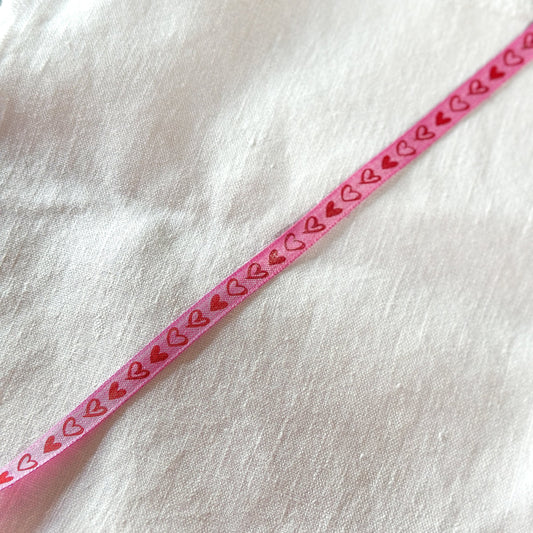 Dekoband "Herzen" aus Leinen in Pink und Rot, 10mm breit, von Wohnen auf dem Land, für Dekorationen und Bastelprojekte
