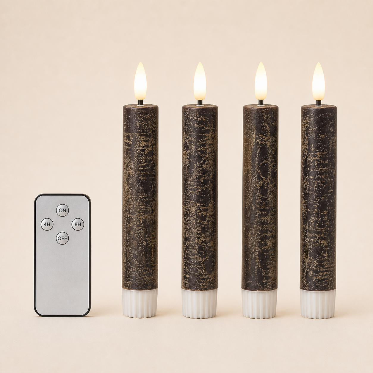 Vier dunkelbraune LED-Stabkerzen Autumn Glow mit rustikaler Oberfläche und Fernbedienung