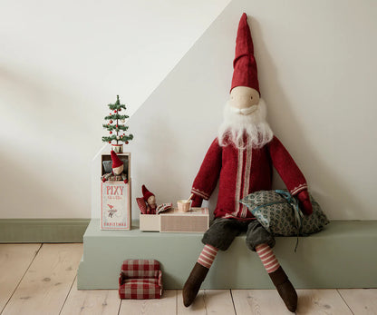 Maileg Weihnachtsmann "Santa" Klein - 85cm - Wohnen auf dem Land