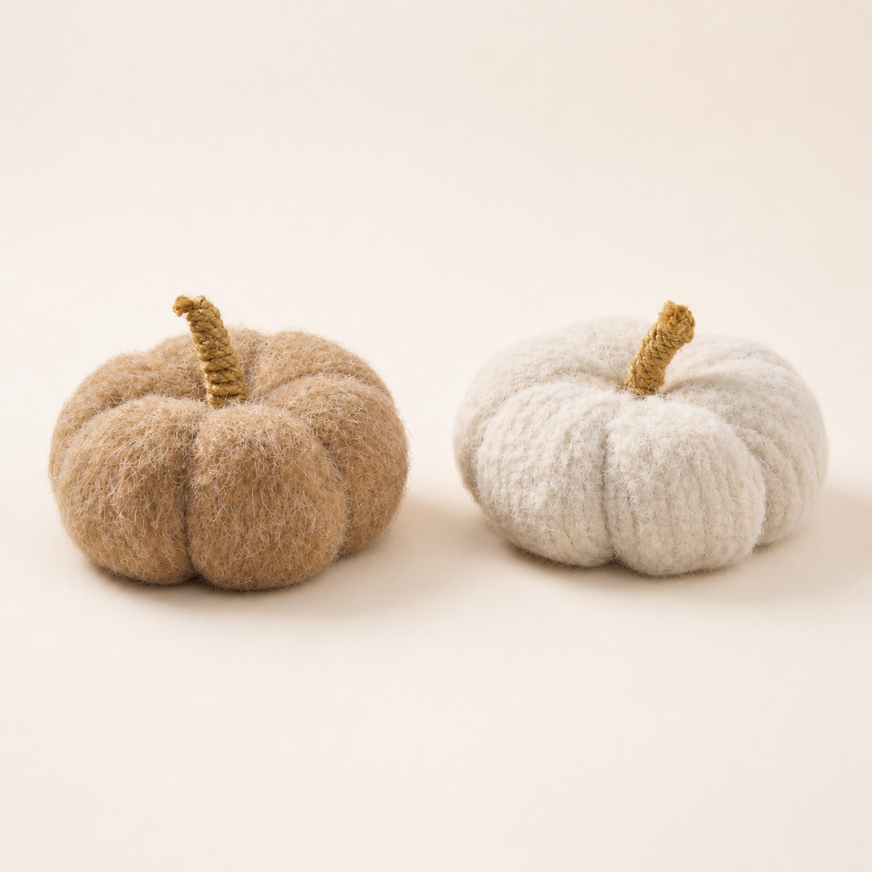 Stoffkürbisse Mellow in Creme und Braun