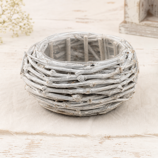 Kleiner weißer Pflanzkorb "Willow" aus Holz und Rattan, 22 cm, von Wohnen auf dem Land, dekorativer Korb für Pflanzen