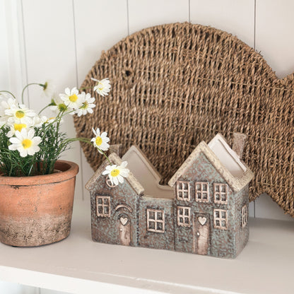 Grüner Kerzenhalter aus Keramik, Haus-Design "Marlene" von Clayre & Eef, 22 cm hoch, naturfarbenes Dekor, für Teelichter