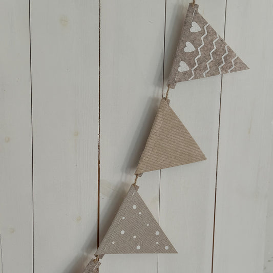 Nordic Charm fabric garland by Wohnen auf dem Land, 150cm long, featuring decorative hanging fabric pennants.