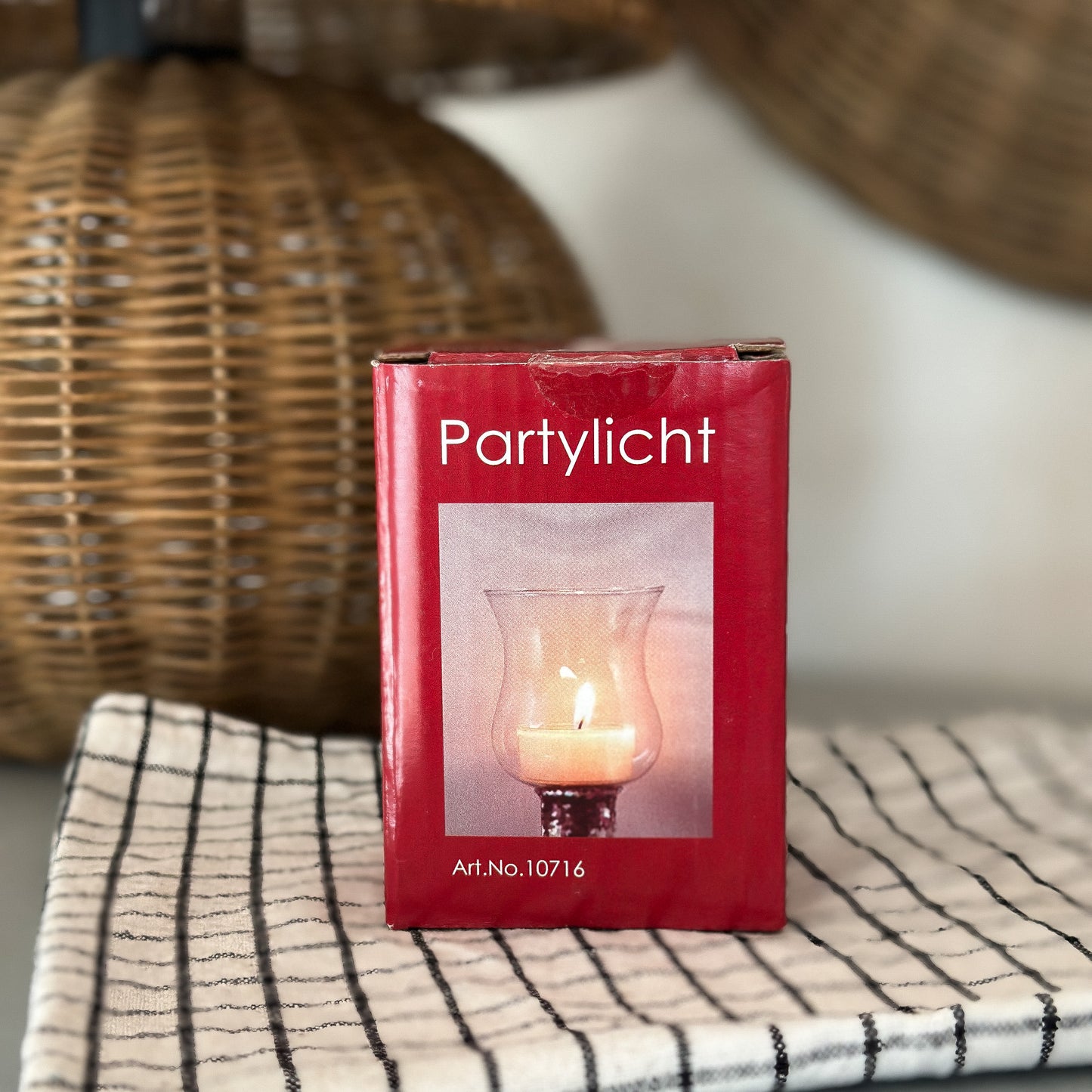 Eleganter Glas-Kerzenhalter "Partylicht" mit 8 cm Höhe, transparentes Glas für stimmungsvolle Beleuchtung, von Wohnen auf dem Land