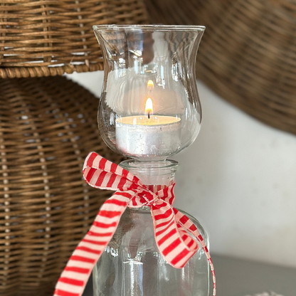 Glas-Kerzenhalter "Partylicht" von Wohnen auf dem Land, 8cm hoch, mit elegantem Design und durchsichtigem Glasaufsatz