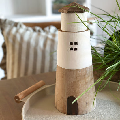 Große weiße Leuchtturm Holz Dekofigur von Wohnen auf dem Land, 30cm hoch, natürliche Holzoptik, dekoratives Meer- und Leuchtensymbol