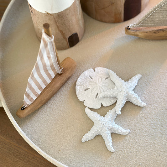 Weiße Seestern- und Sanddollar-Dekoration im 9er Set, 24 cm groß, von Wohnen auf dem Land, maritime Wohnaccessoires