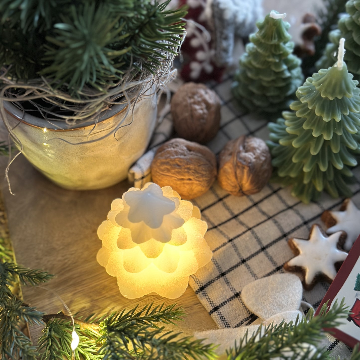 LED Tannenbaum "Hvid Juletræer" Weiß 7cm 4er Set
