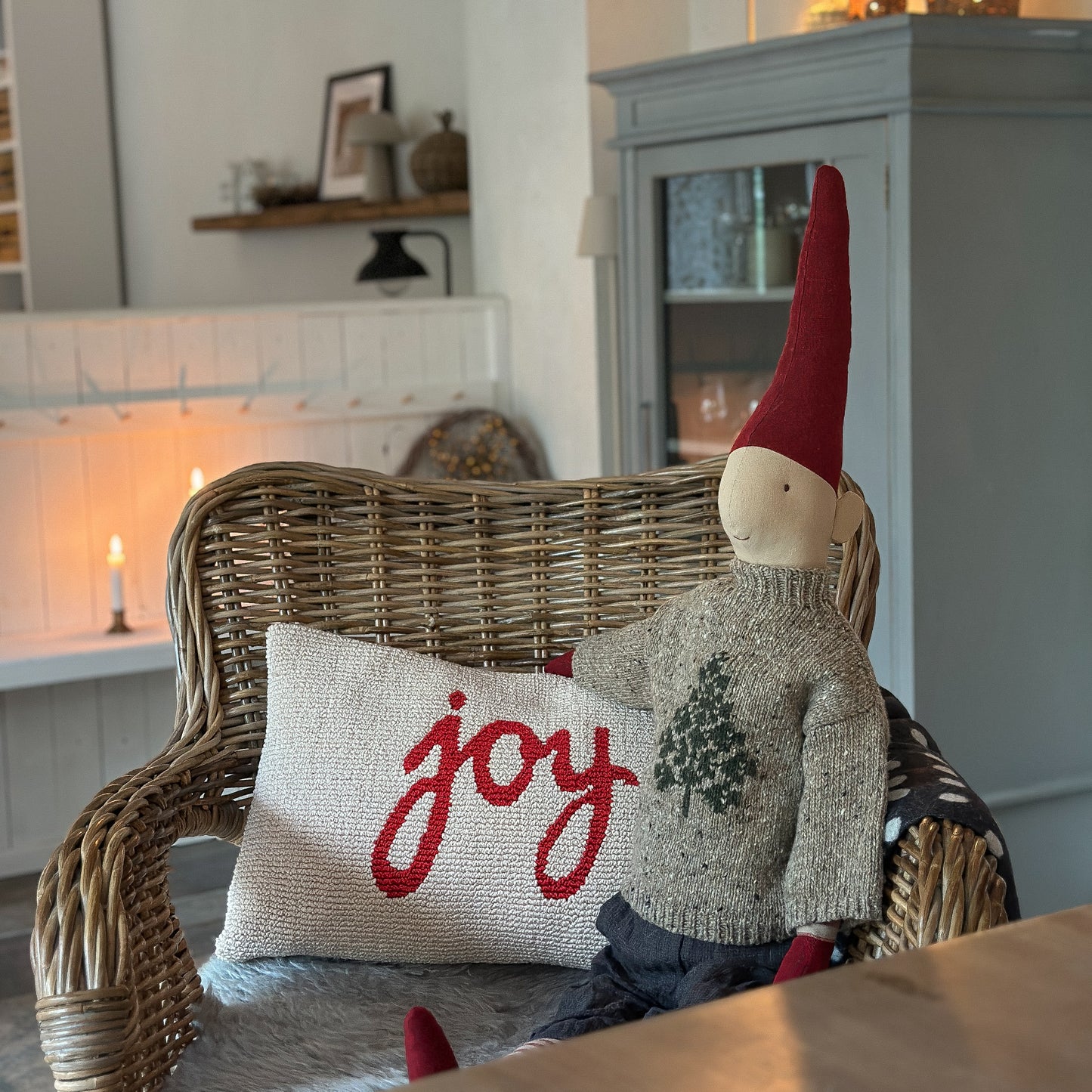 Deko Kissen "Joy“ beige rot 50x30cm