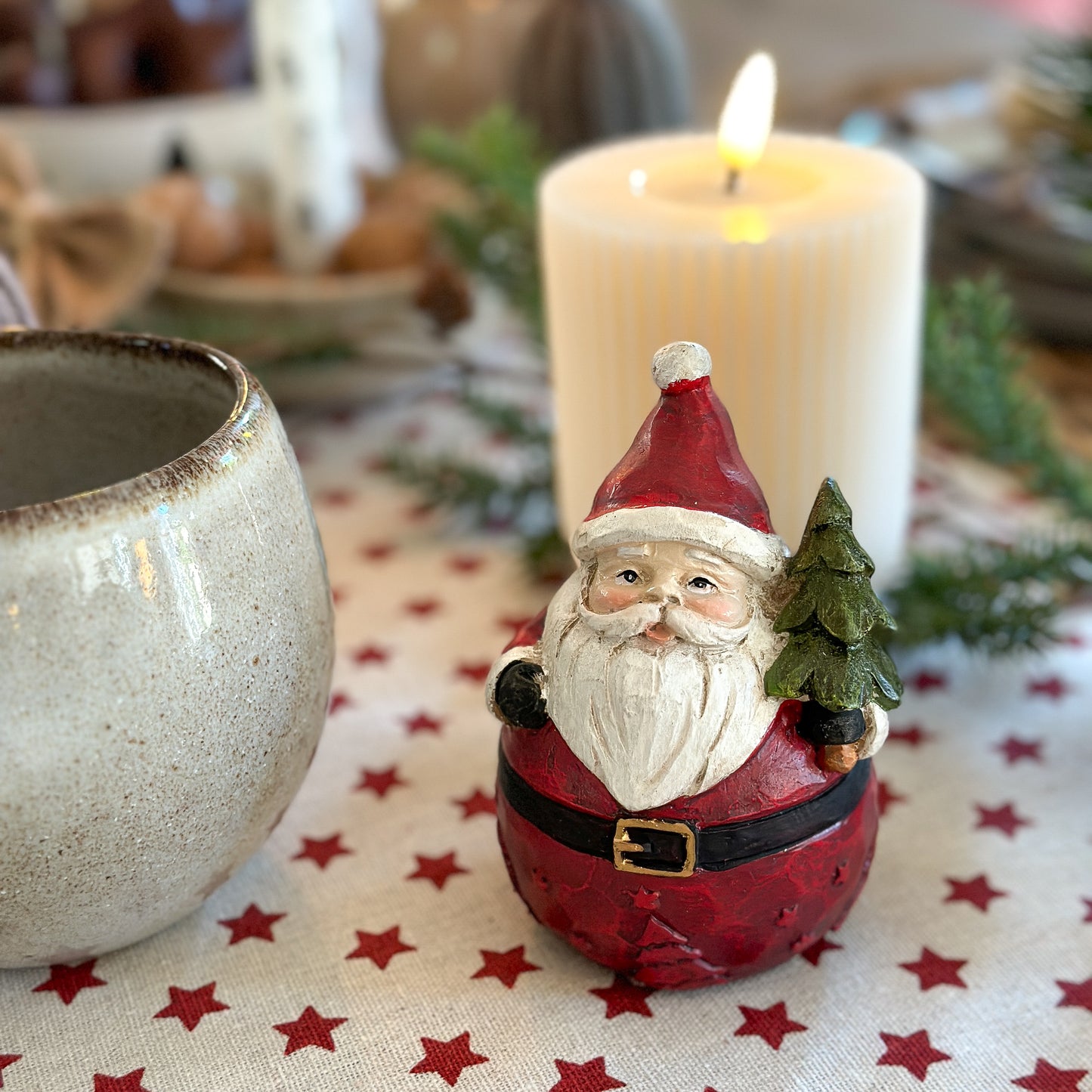 Deko Figur Weihnachtsmann "Nikolaus" Polyresin Klein