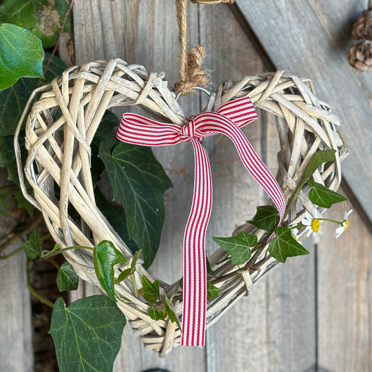 Herz Weide Grau am Juteband 20cm