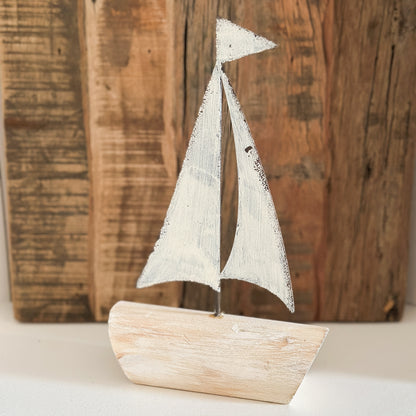 Holz Dekofigur Segelboot "Ahoi" in Creme, 20cm, dekoratives maritime Element von Wohnen auf dem Land