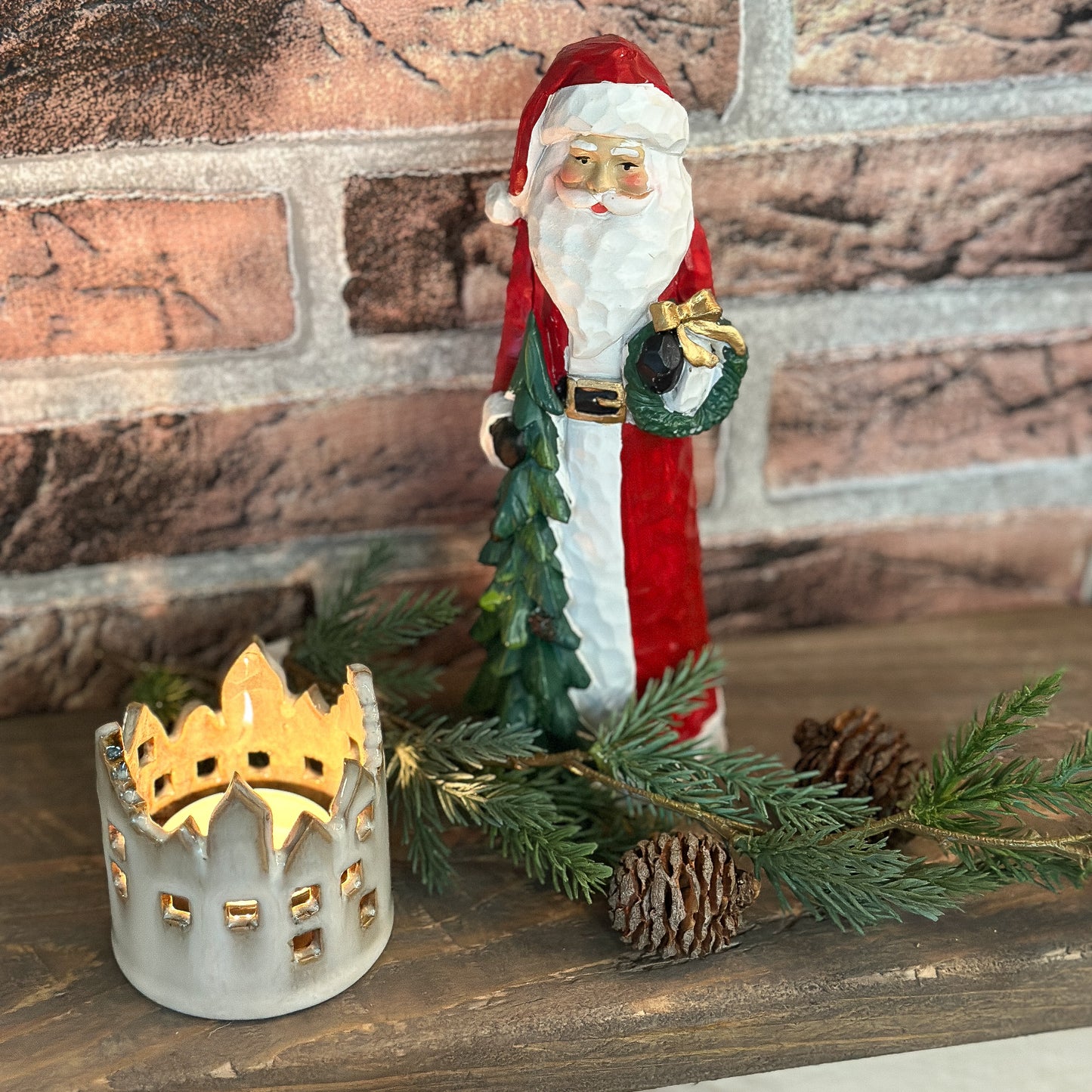 Deko Figur Weihnachtsmann "Nikolaus" Polyresin Klein 2 Varianten - Wohnen auf dem Land