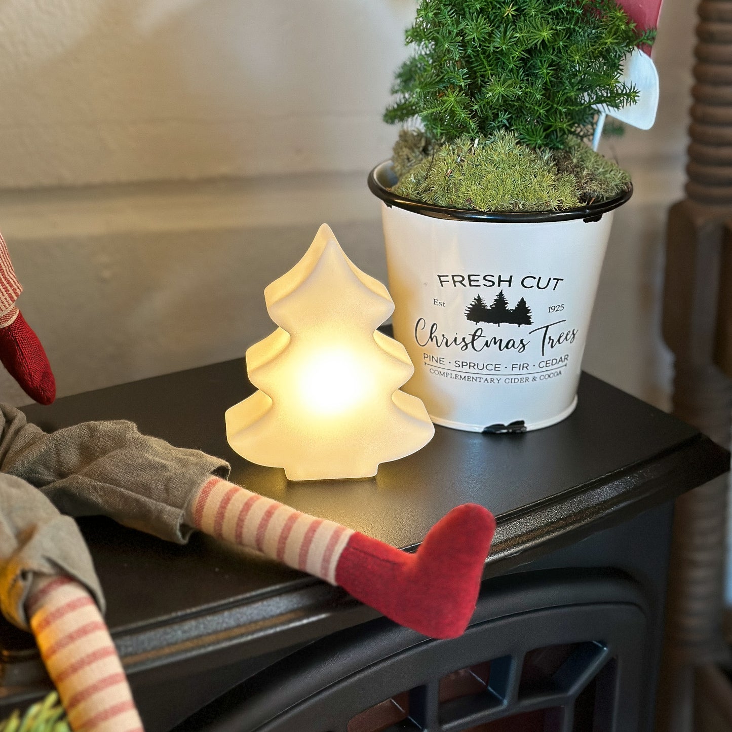 Deko Figur Leuchtbaum Tanne "Shining Tree" LED weiß - Wohnen auf dem Land