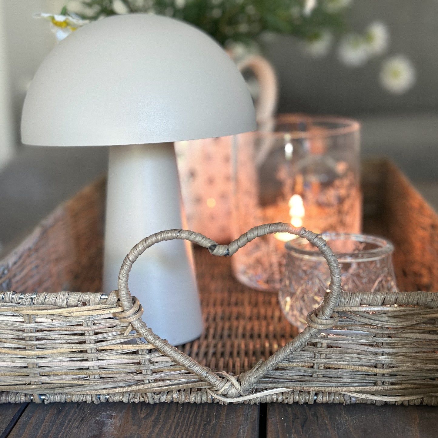 Tablett Korb "Happy Heart" Herzgriff Rattan Rustic Natur 51cm