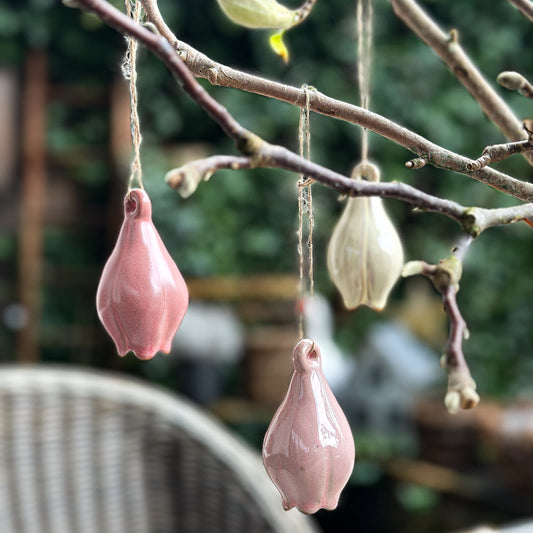 Aufhänger Deko Blütenform "Blooming" Keramik 3er Set - Wohnen auf dem Land