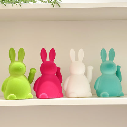 Deko Figur "Winke Hase" Beflockt 4 Farben