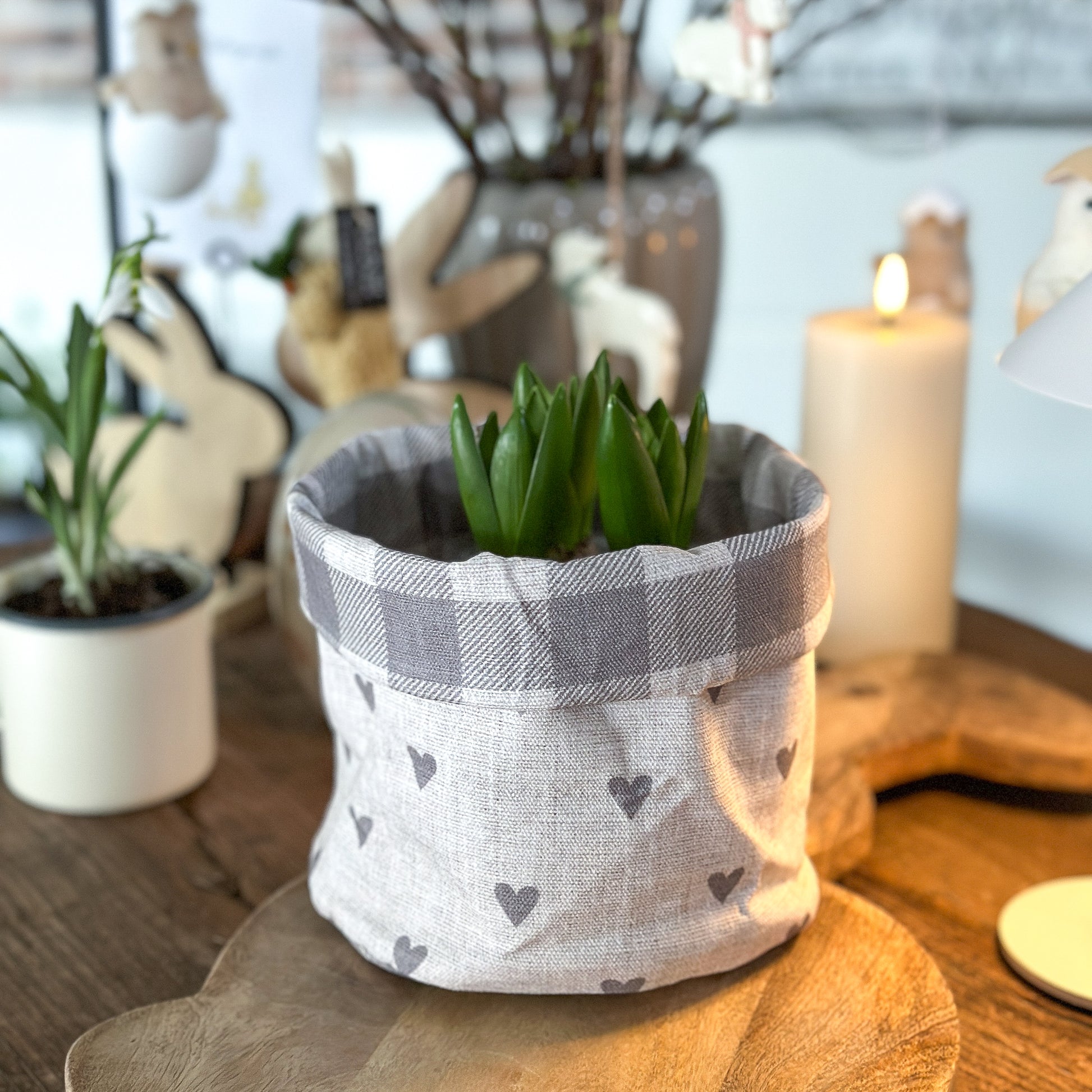 Brotkorb "Landzauber" Rund Karo Herzen Beige Grau - Wohnen auf dem Land