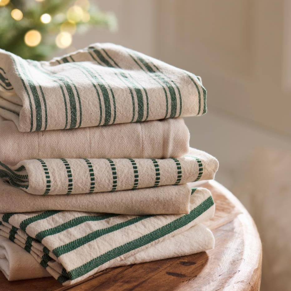 Geschirrtuch „Orla“ natur mit dunkelgrünen eingewebten Streifen - Wohnen auf dem Land