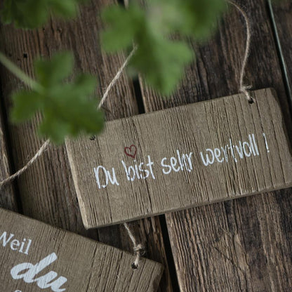 Schild Aufhänger "Du bist sehr wertvoll" Juteband Holz - Wohnen auf dem Land