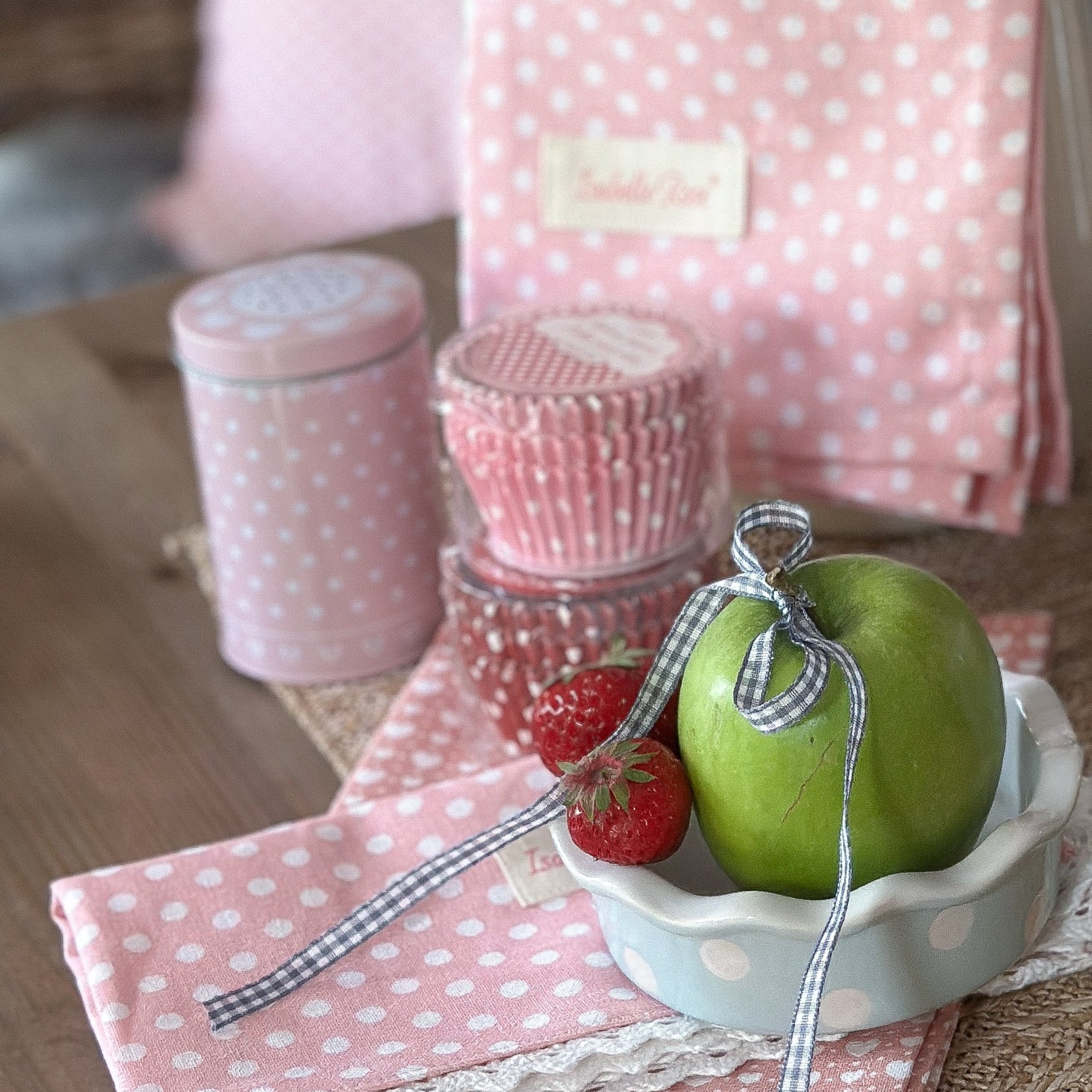 Förmchen Muffin Cupcake "Polka Dots" Papier Punkte 60 Stk. - 2 Farben - Wohnen auf dem Land