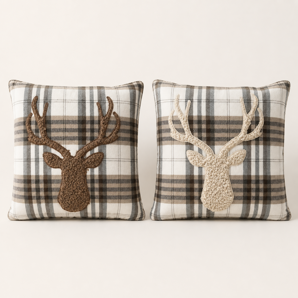 Kissen Hirsch Karo in Beige und Braun, 45 x 45 cm – 01 freisteller beide varianten