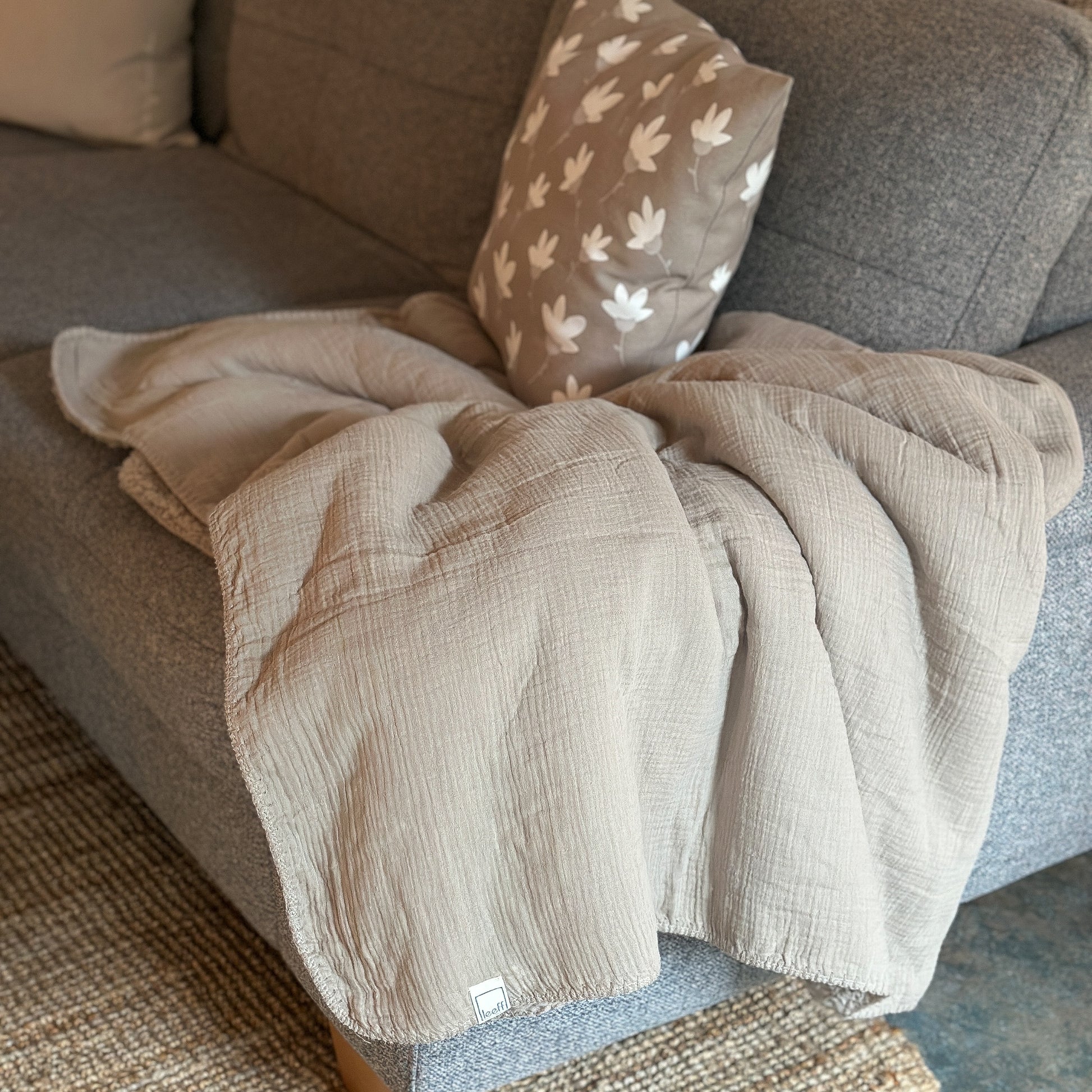 Plaid Decke "Phileine" Taupe 130x170 - Wohnen auf dem Land