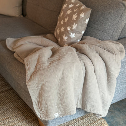 Plaid Decke "Phileine" Taupe 130x170 - Wohnen auf dem Land