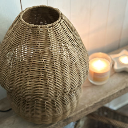 Tischlampe Pilz "Sabrinas Edition" von Light & Living mit Rattan-Design, LED-Beleuchtung, brauner Naturfarbe, 35cm hoch