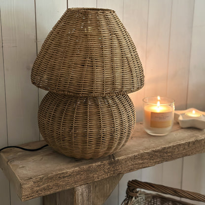 Tischlampe Pilz "Sabrinas Edition" von Light & Living, Rattan Natur Braun, 35cm Höhe, inklusive Design LED.