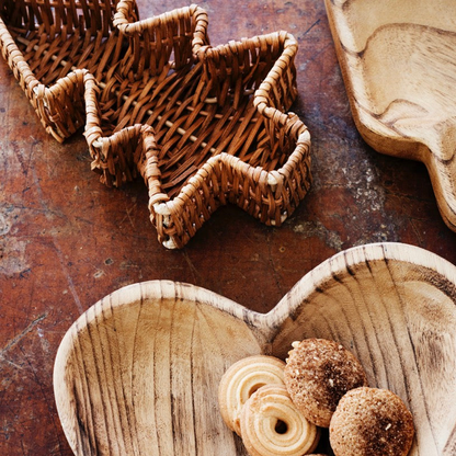 Schale Korb Tablett Set „Skovlys“ Tannenbaumform Rattan Natur 3er Set - Wohnen auf dem Land