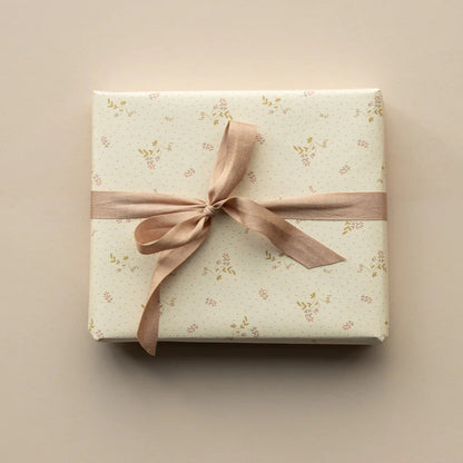 Maileg Geschenk Papier "Bae" Creme Rose 10m - Wohnen auf dem Land