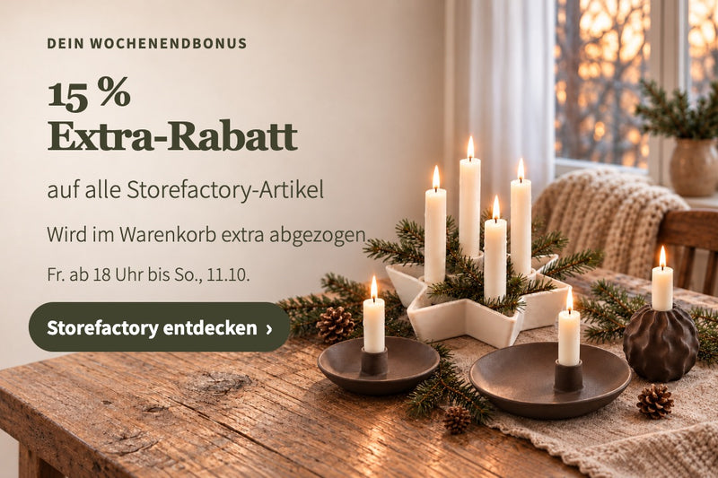 Storefactory-Wochenendbonus mit 15 Prozent Extra-Rabatt im Warenkorb, 9. Oktober ab 18 Uhr bis 11. Oktober, neben weißen und braunen Kerzenhaltern.