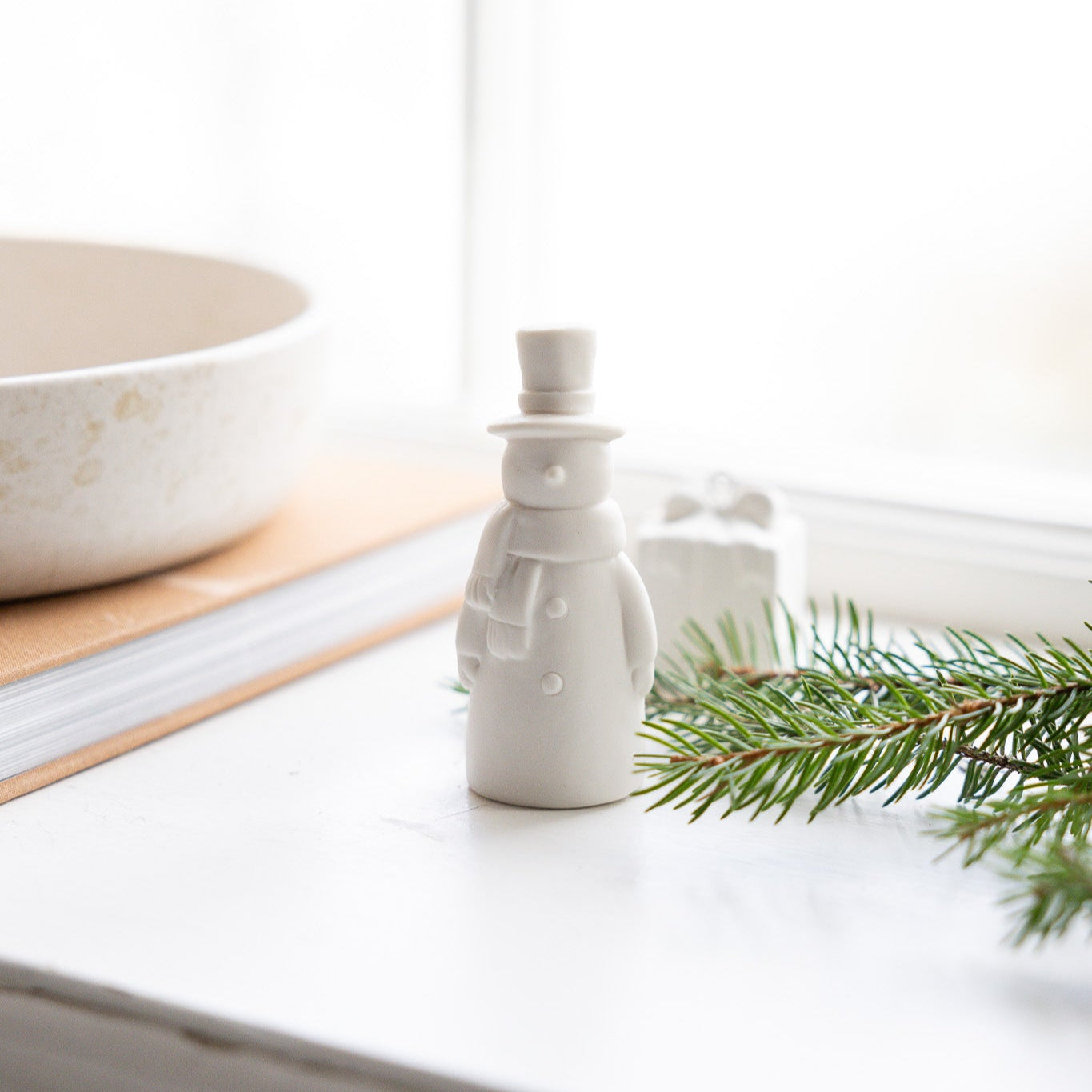 Deko Schneemann "Rune" Keramik Matt Weiß - Wohnen auf dem Land