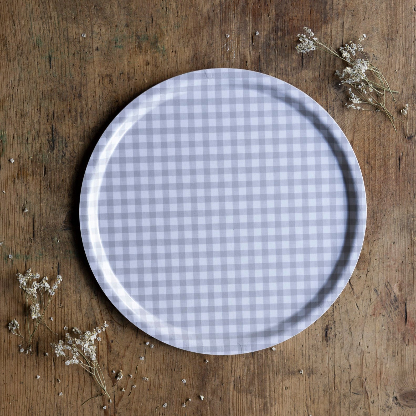 Rutan Tablett Schale von Storefactory, grau kariert, 38cm Durchmesser, stilvolle Keramikschale für Servieren und Dekoration