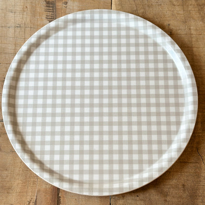 Tablett Schale "Rutan" Storefactory, graues Karo-Design, 38cm Durchmesser, aus Keramik für Dekoration und Servieren.