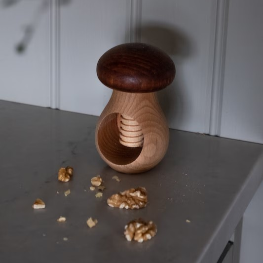 Nussknacker "Pilz" Holz Braun - Wohnen auf dem Land