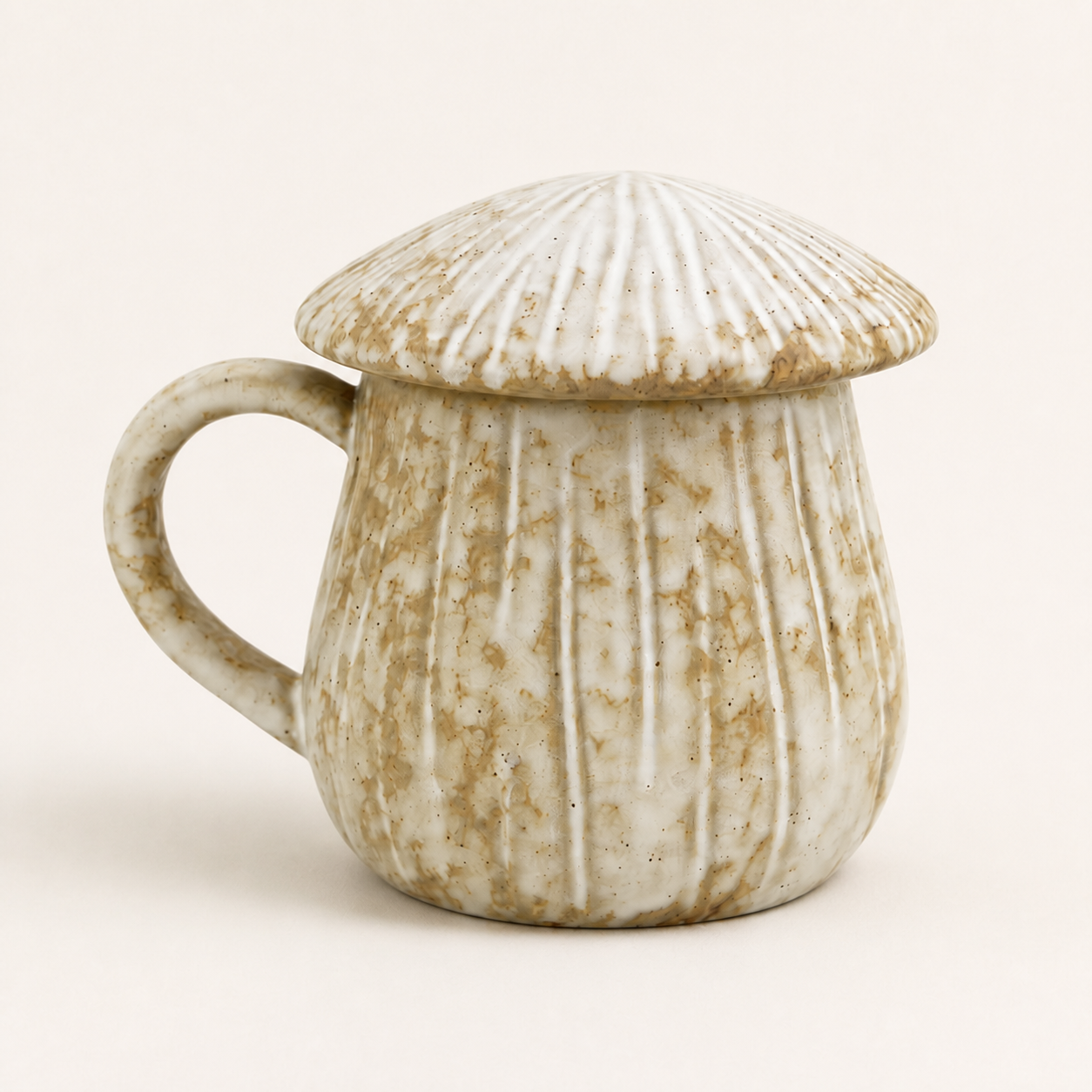 Tasse Mushroom Beige als einzelner Freisteller