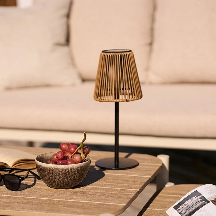 Tischlampe Salford LED Solar Rattanlook Lichtstimmung