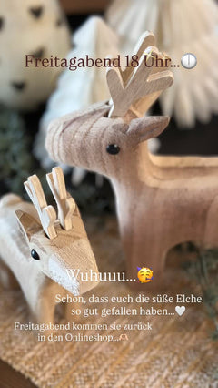 Wuhuuu…..🥳 Schön, dass euch die süße Elche so gut gefallen haben…..🤍 Freitagabend kommen sie zurück in den Onlineshop…