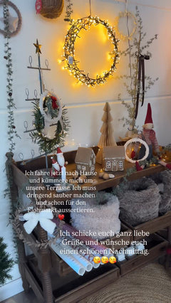 Ich fahre jetzt nach Hause und kümmere mich um unsere Terrasse. Ich muss dringend sauber machen und schon für den Flohma