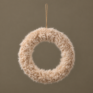 Fellkranz „Fiora“ zum Hängen 27cm – 2 Farben – freisteller creme