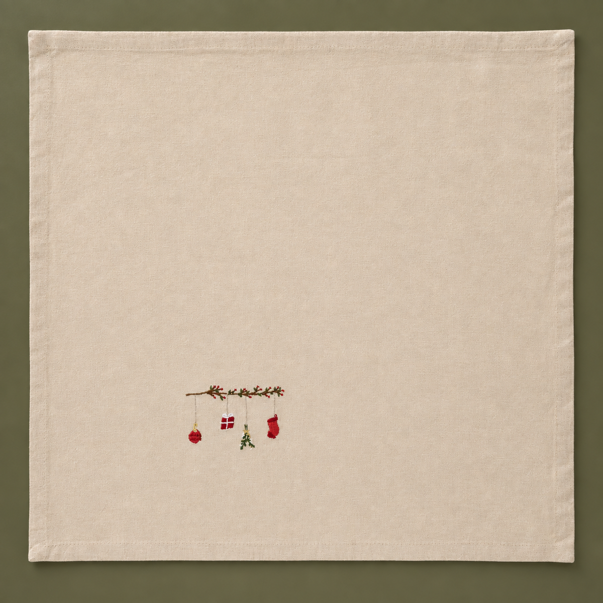 Stoffserviette „Tradition“ bestickt Baumwolle Natur 40x40cm – Produktansicht