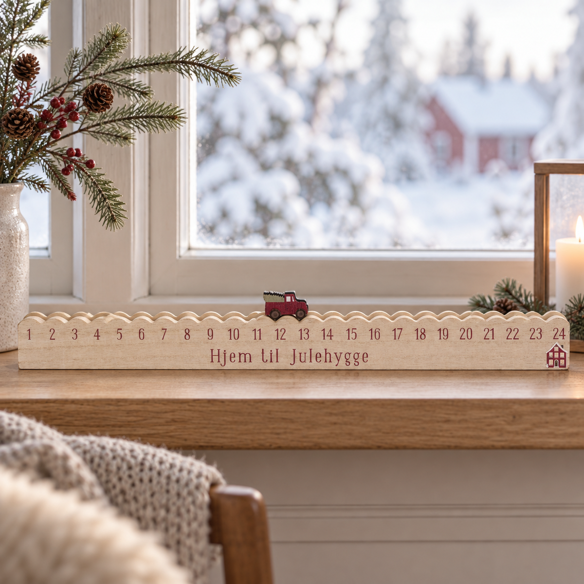 Adventskalender „Weihnachtsfahrt“ MDF 1–24 50cm – 2 Varianten – Ambienteansicht nah