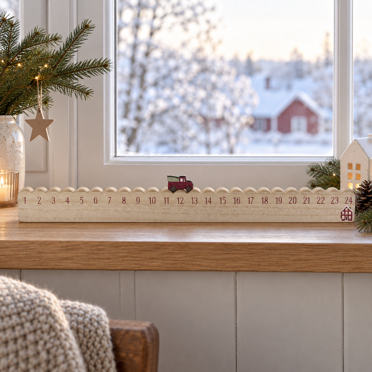 Adventskalender „Weihnachtsfahrt“ MDF 1–24 50cm – 2 Varianten – Ambienteansicht nah
